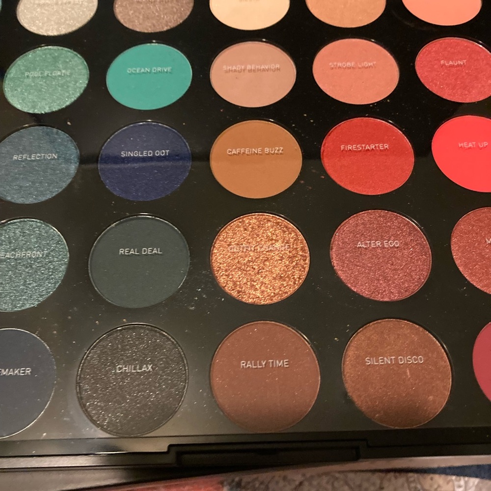 Morphe Hot Spot Eyeshadow Palette